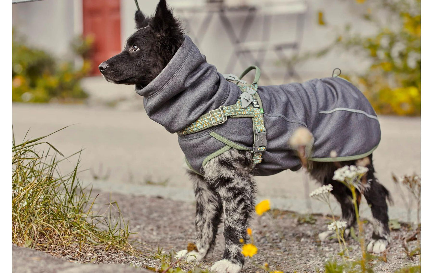 HURTTA Razzle-Dazzle Midlayer Dog Coat